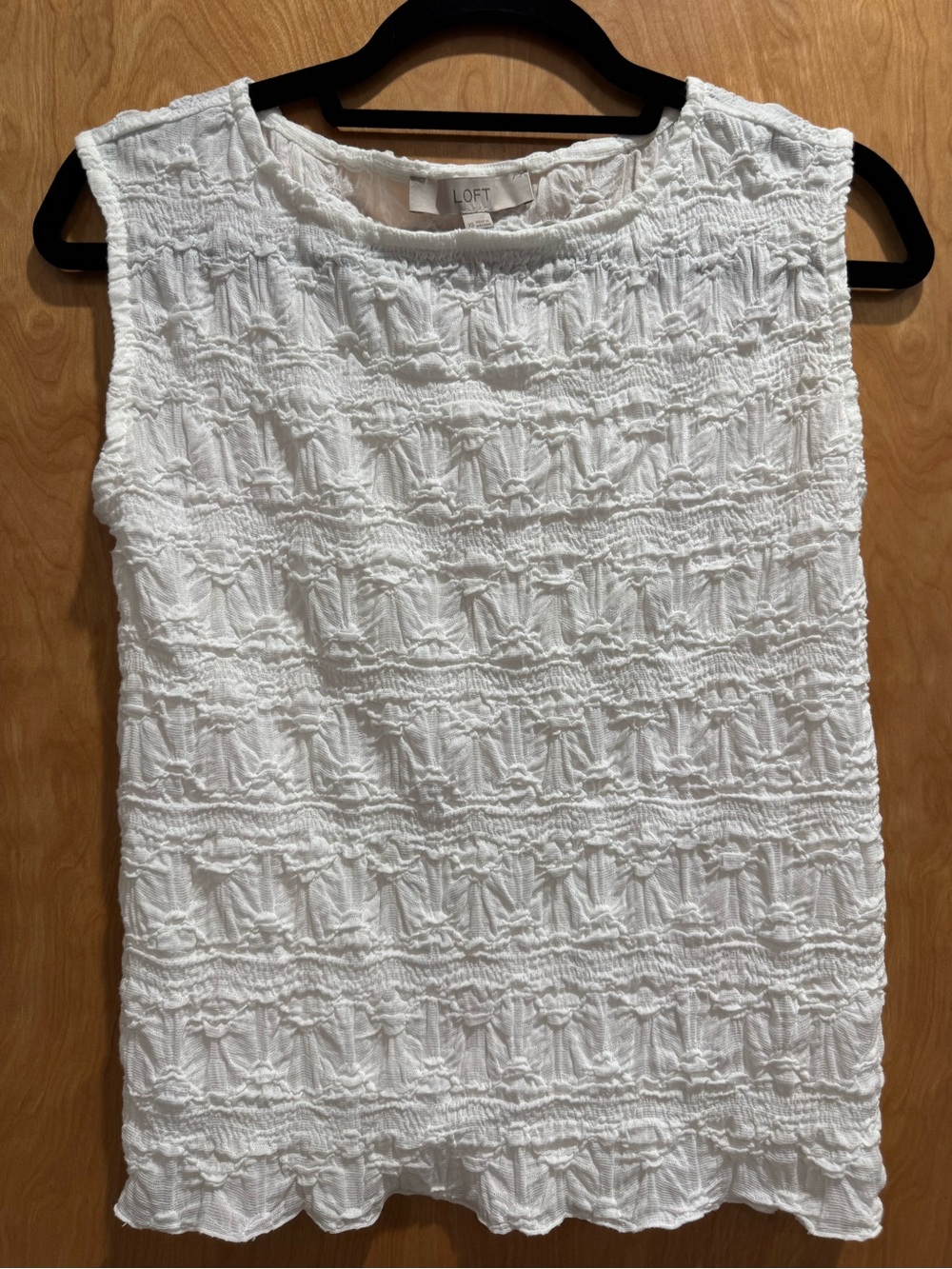 LOFT White Textured Sleeveless Camisole